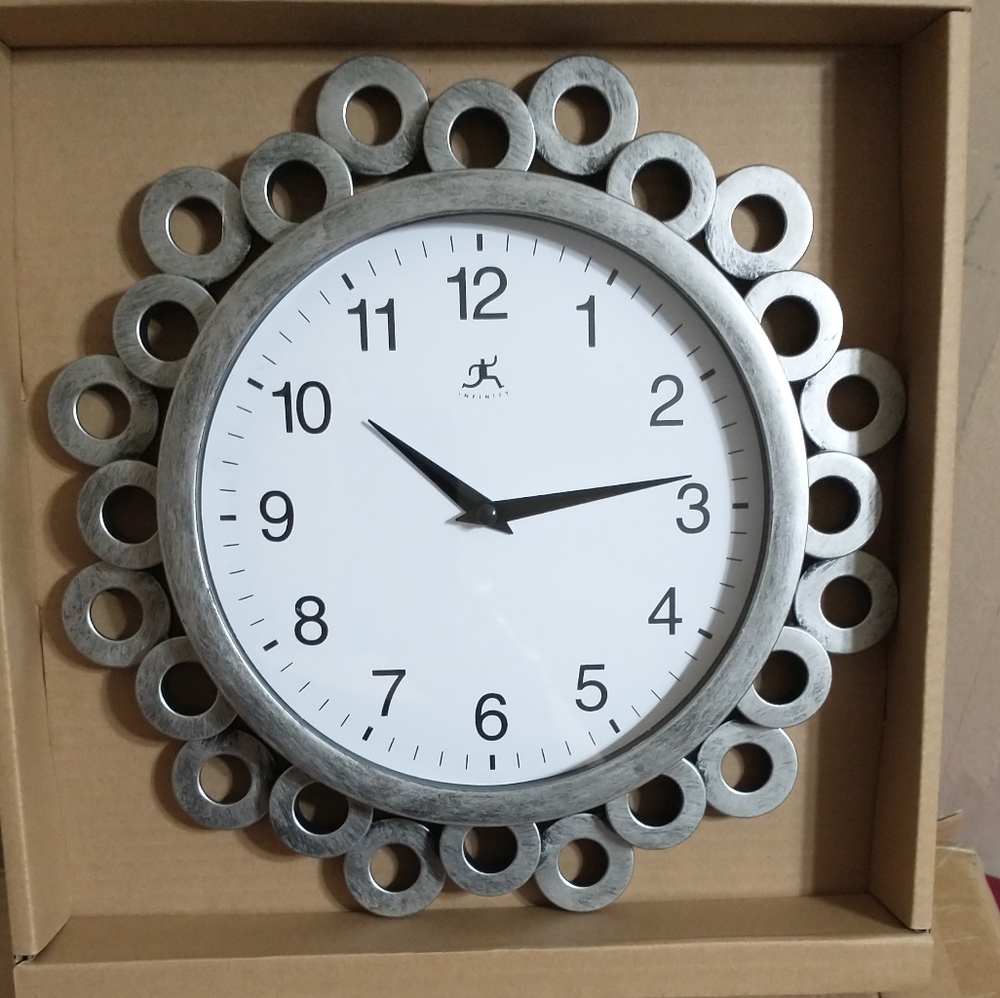 Cute Circles Clock by Infinity - Picture 5 of 6